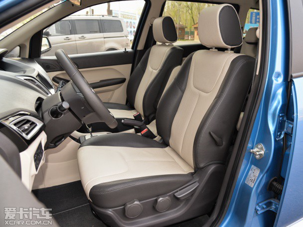 奇瑞汽車2015款艾瑞澤M7