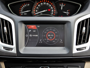 2015款2.0L CVT宽享版 中控台显示屏