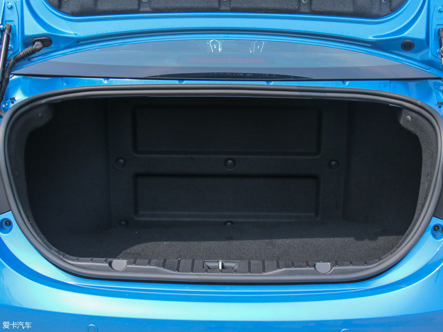 奇瑞汽車2016款艾瑞澤7e