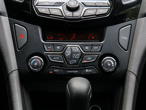 2016款1.6L CVT致享版 空调调节