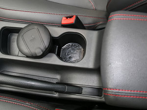 2016款1.6L CVT致享版 空间座椅