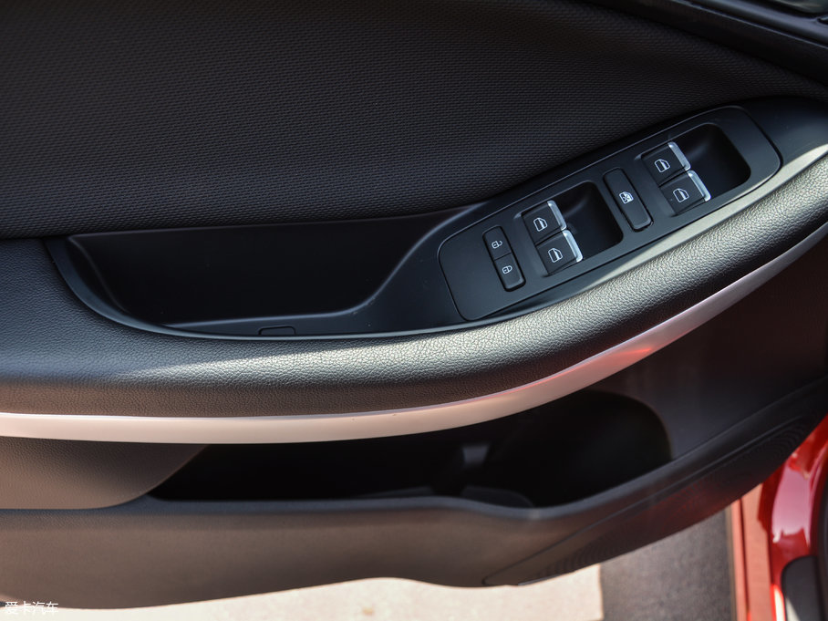 20177 SPORT 1.5T DCT Ӣ