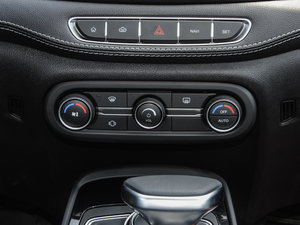 2017SPORT 1.5T DCT A {{