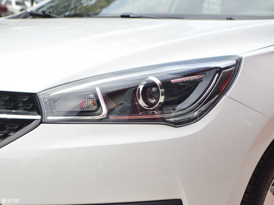 2017��ȫ�°����5 1.5L �ք�(d��ng)�r(sh��)�а�