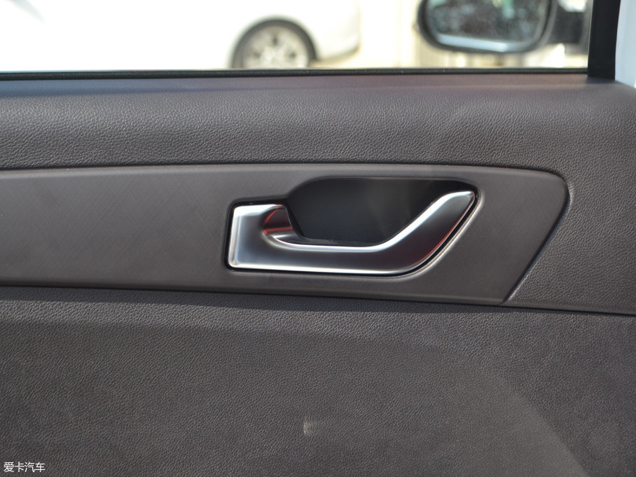 2017��ȫ�°����5 1.5L �ք�(d��ng)�r(sh��)�а�