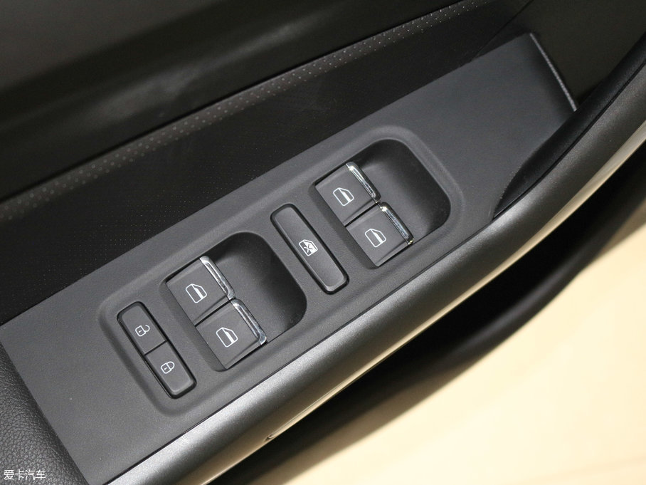 2017��ȫ�°����5 1.5L �ք��I����