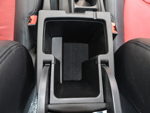 2017款Sport 1.5T 手动时尚版 空间座椅