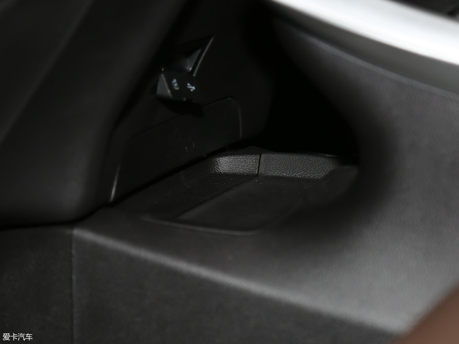 20187 1.5T Ԅ(dng)ӢI(lng)Ȱ (gu)V