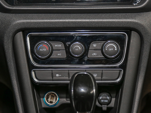 2018 1.6L CVTӢ {{