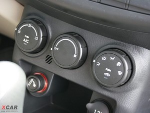 2009款2.4L 两驱汽油豪华版 空调调节