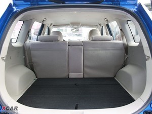2009款2.4L 两驱汽油豪华版 行李厢空间