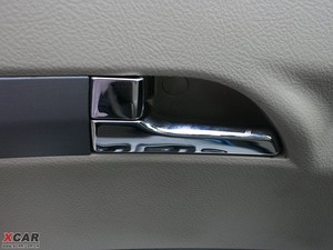 2009款2.4L 两驱汽油豪华版 中控区