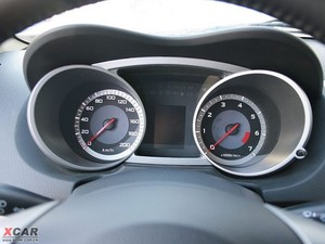 2009款2.4L 两驱汽油豪华版 仪表
