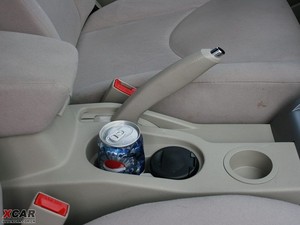 2009款2.4L 两驱汽油豪华版 中控区