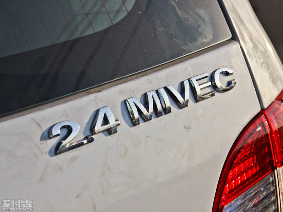 2011L(fng)X8 2.4L (q)F