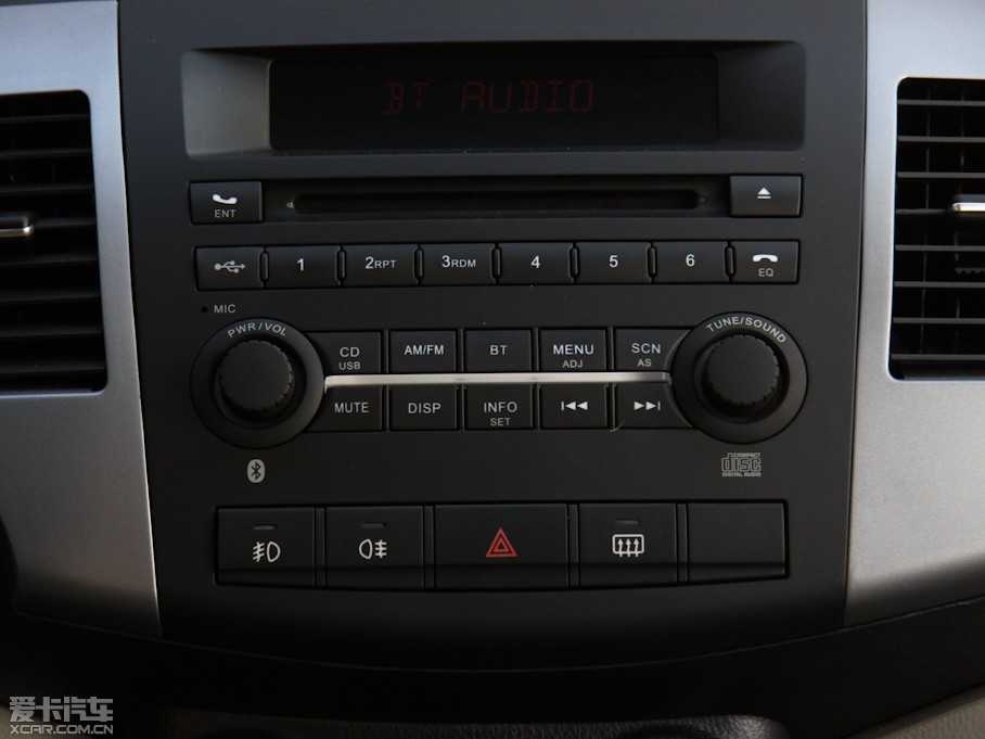 2011L(fng)X8 2.4L (q)F