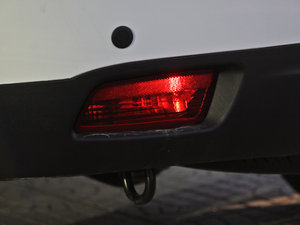 2011款2.4L 汽油四驱尊贵版 细节外观