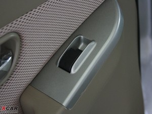 2010款2.0L 新舒适版 中控区
