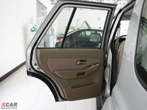 2010款2.0L 新舒适版 空间座椅