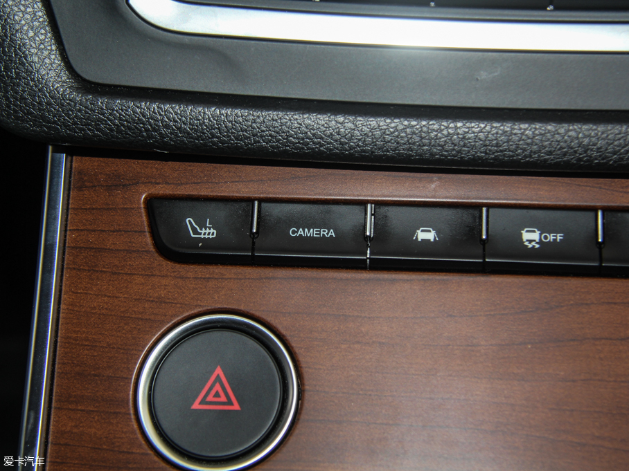 2015L(fng)X7 2.0T ԄȫŞ