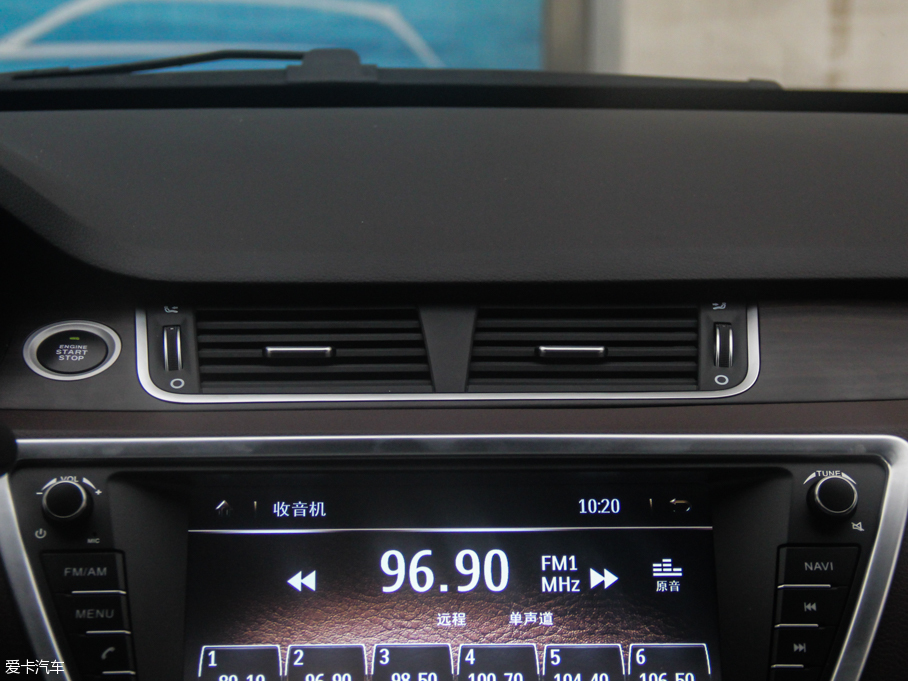 2015����LX7 2.0T �Ԅ�ȫ�����F��