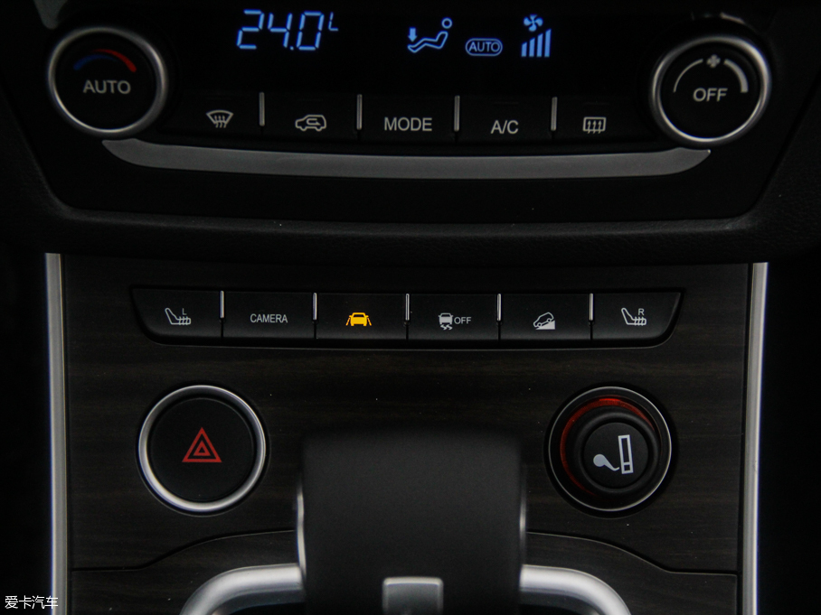 2015����LX7 2.0T �Ԅ�ȫ�����F��