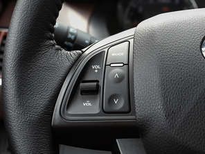 陸風汽車2015款陸風X7