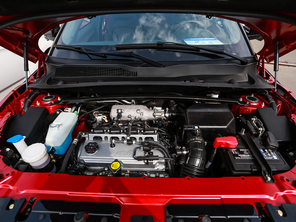 陸風(fēng)汽車2015款陸風(fēng)X7