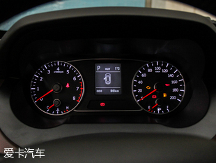 陸風汽車2015款陸風X7