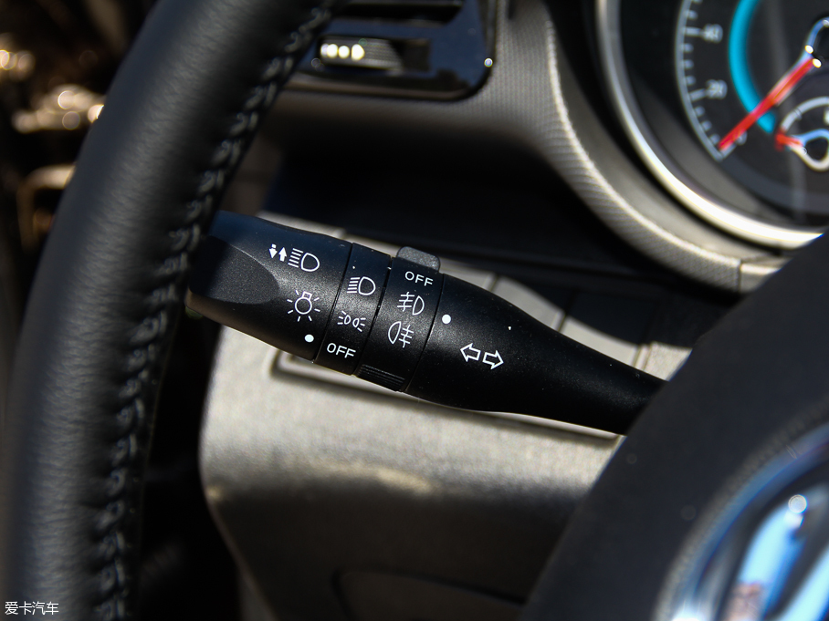 2015L(fng)X5 1.5T CVT(chung)I(lng)