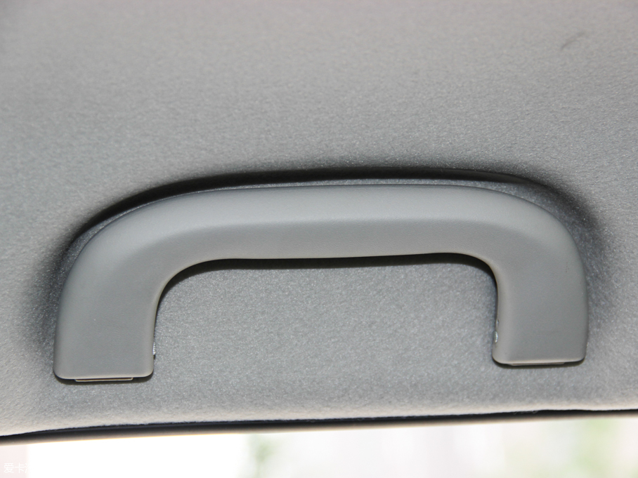 2015LX8 ̽ 2.0T (q)A 