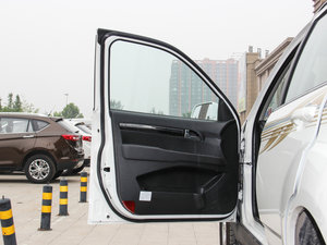 2015̽ 2.0T A  {λ܇T