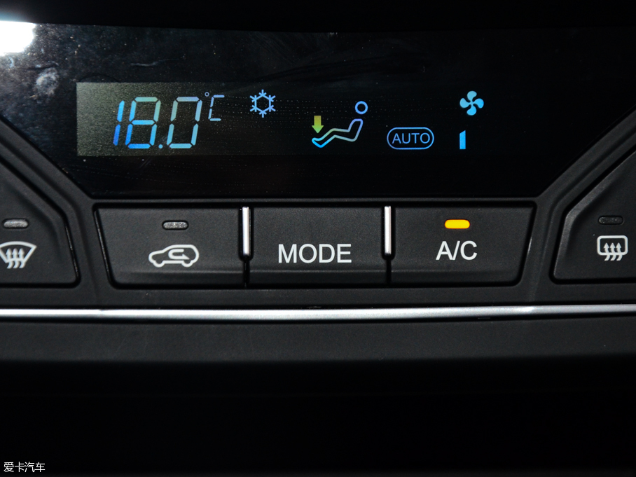 2016LX5 plus 2.0T Ԅӄ