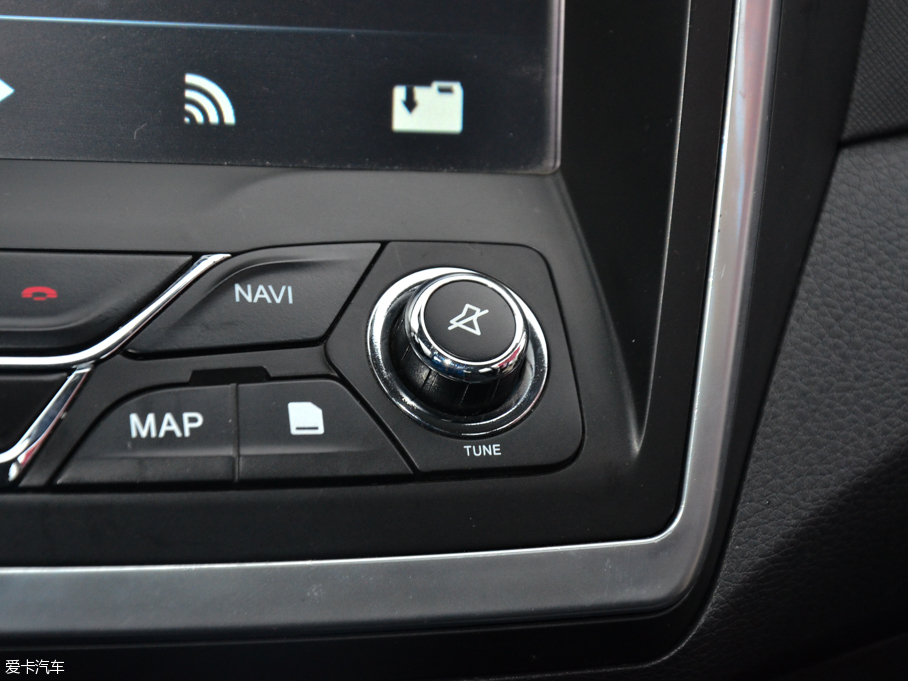 2016LX5 plus 2.0T Ԅӄ