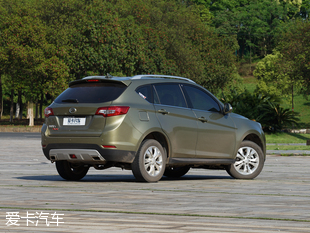 陸風(fēng)汽車2016款陸風(fēng)X5 plus