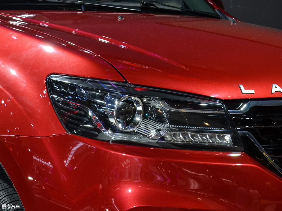 2017LX8 2.0T 򌳬A 