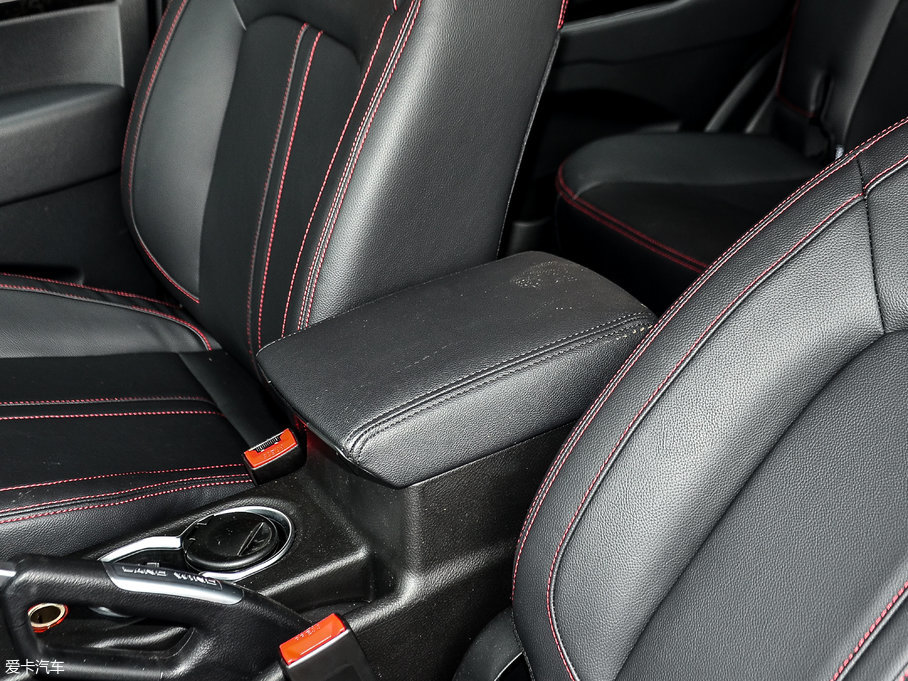 2017LX8 2.0T 򌳬A 
