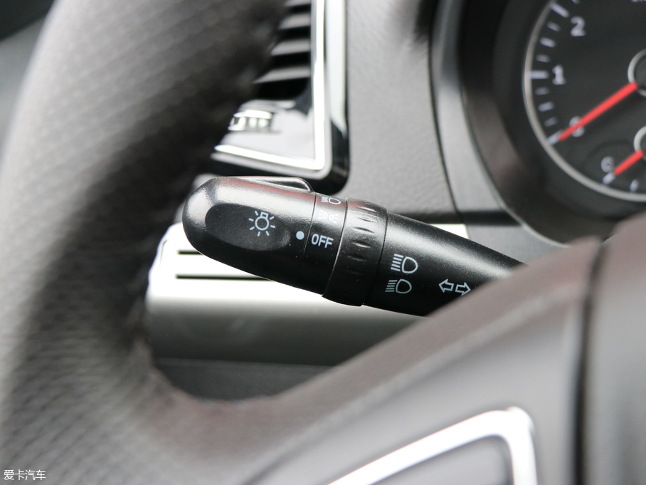 2017L(fng)X8 2.0T (q)A 