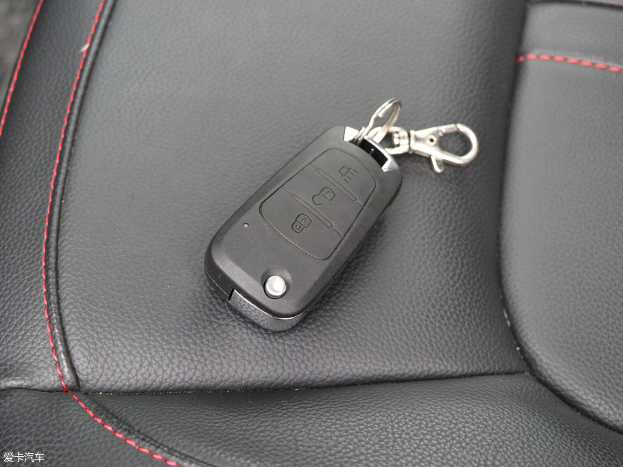 2017LX8 2.0T 򌳬A 