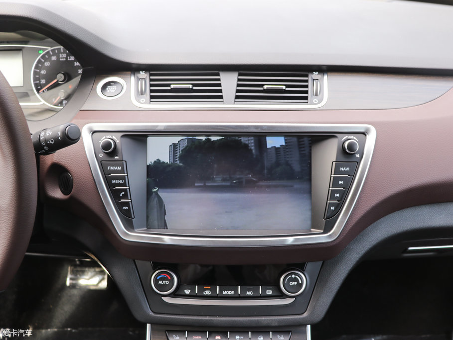 2016����L(f��ng)X7 2.0T �Ԅ�ȫ����Ş��