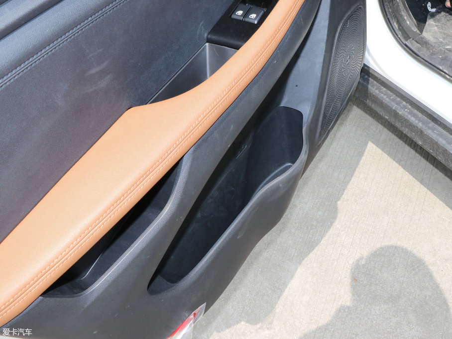 2017L(fng)X2 1.6L ԄKJ