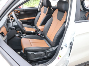 2017款1.6L 自动铂锐版 主驾驶座椅