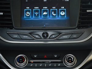 2017款1.6L 手动锋锐版 音响调节