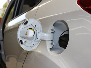 2017款1.6L 自动锋锐版 油箱盖