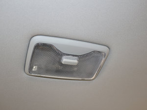 2017款1.6L 自动锋锐版 空间座椅