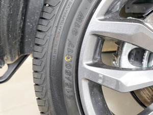 2017款1.6L 手动铂锐版 轮胎尺寸