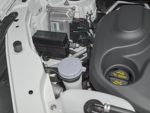 2017款1.6L 手动劲锐版 其它