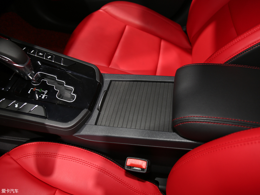 2018�����b 1.5GTDI CVTȫ���@ʯ��