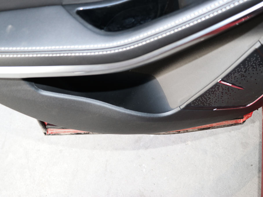 2018�����b 1.5T �ք����~��