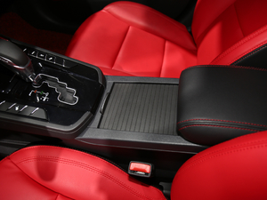 20181.5GTDI CVTȫ@ʯ g